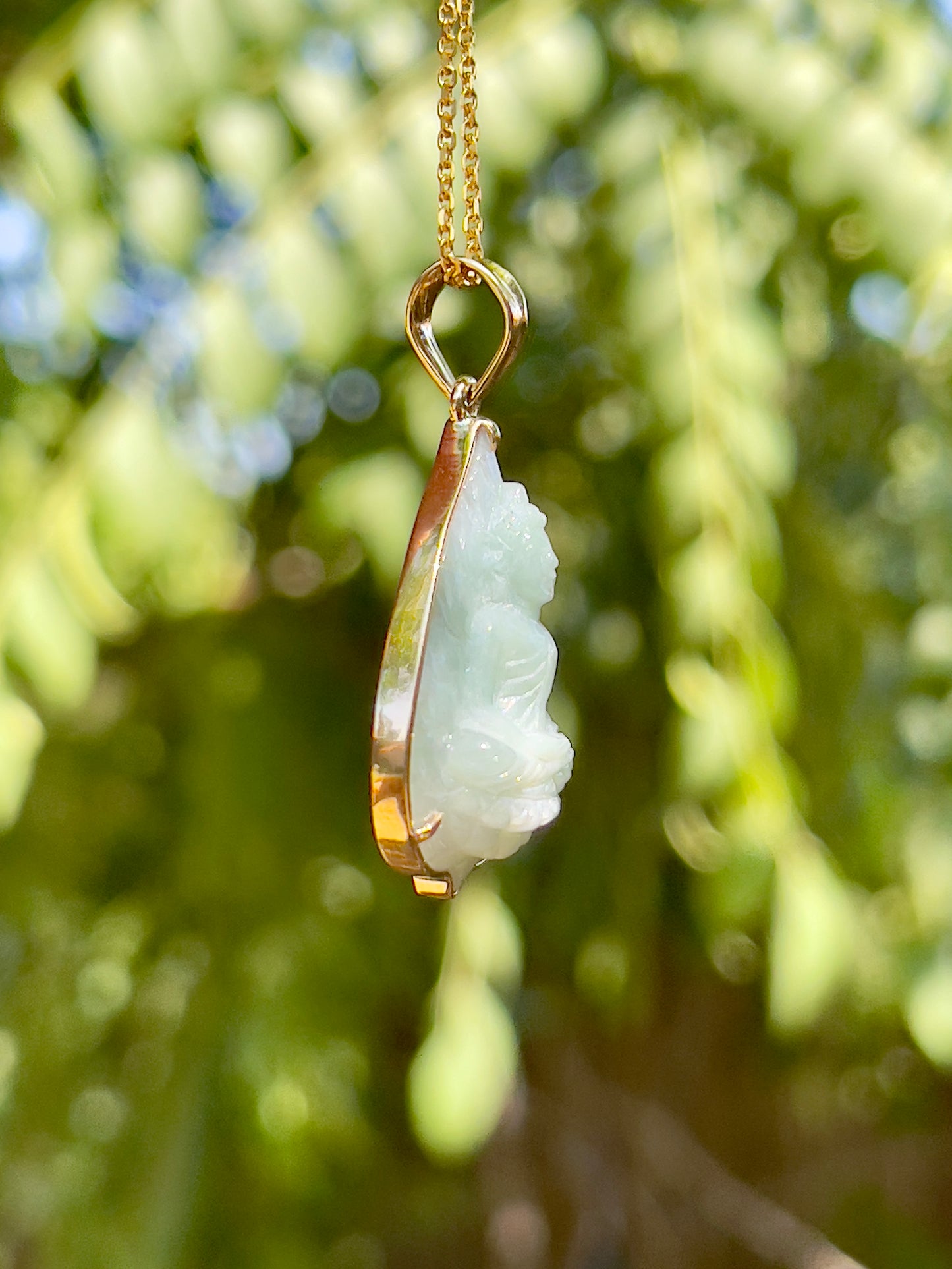 Jade Banyan Leaf Buddha Pendant 18k Gold #861