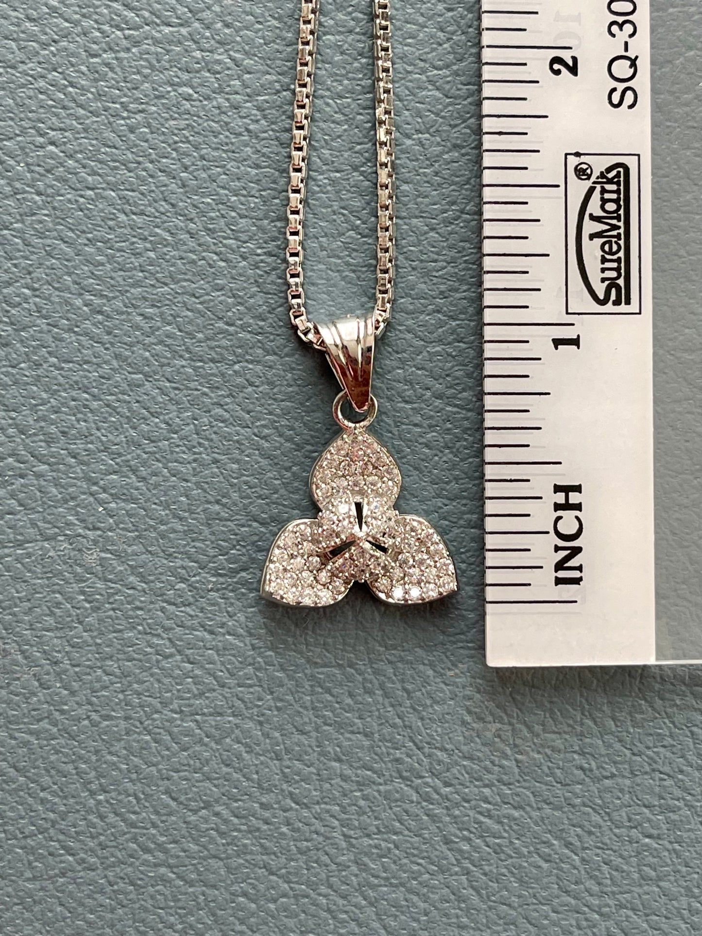Pka Rumduol Pendant