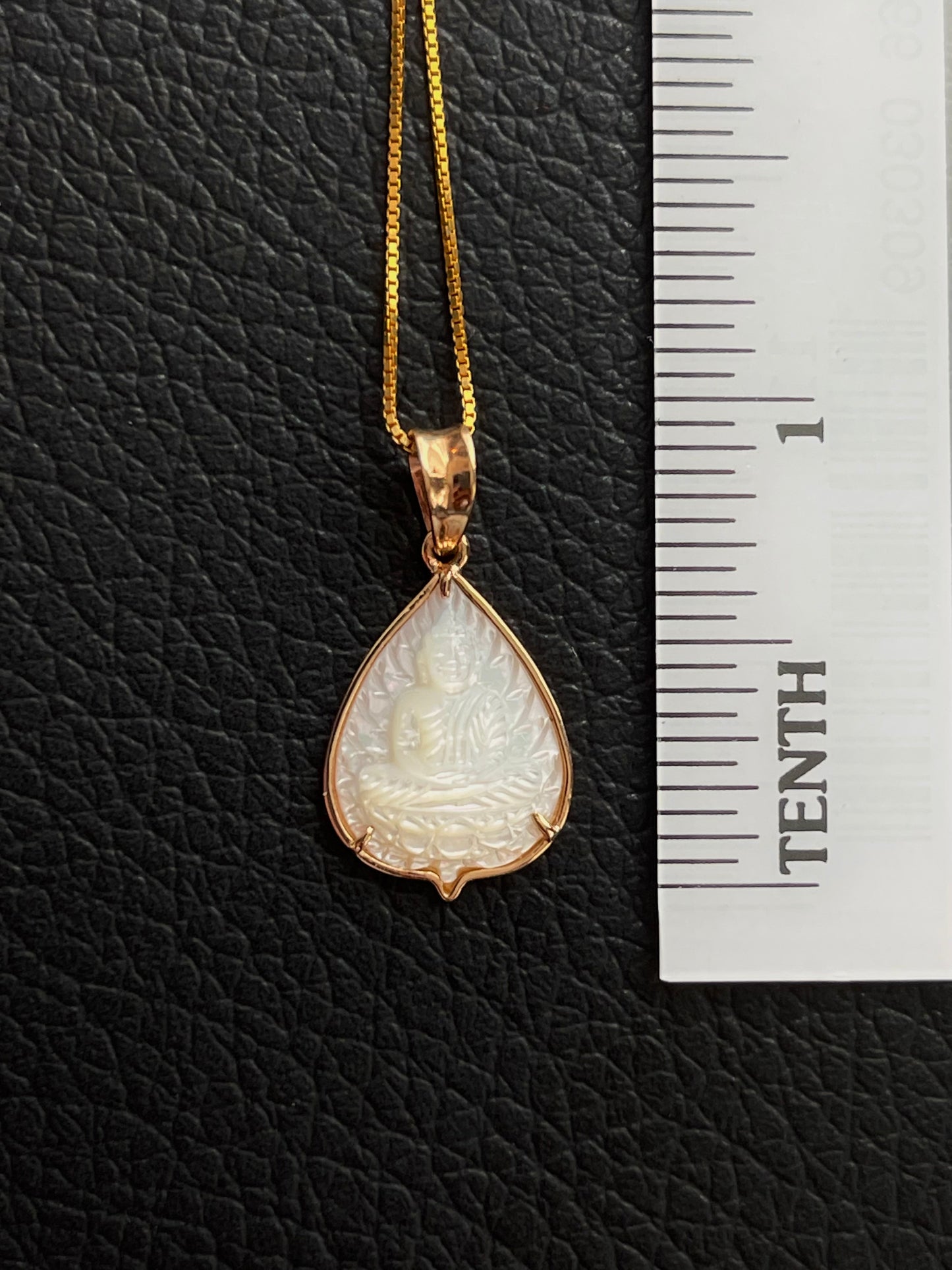 Mother of Pearl Banyan Leaf Buddha 18k Gold