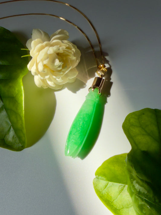 Jade Pka Champa Pendant 18k Gold #927
