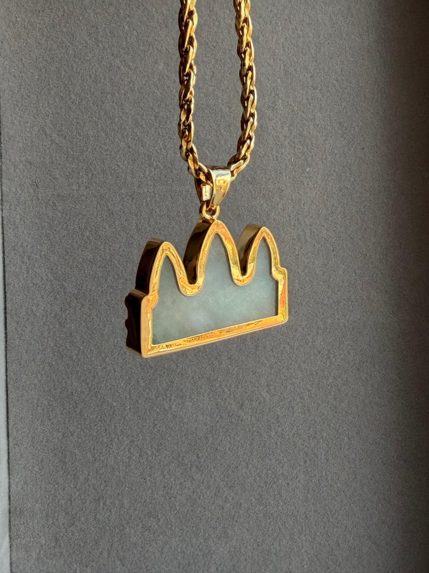 Jade Angkor Wat Pendant 18k Gold