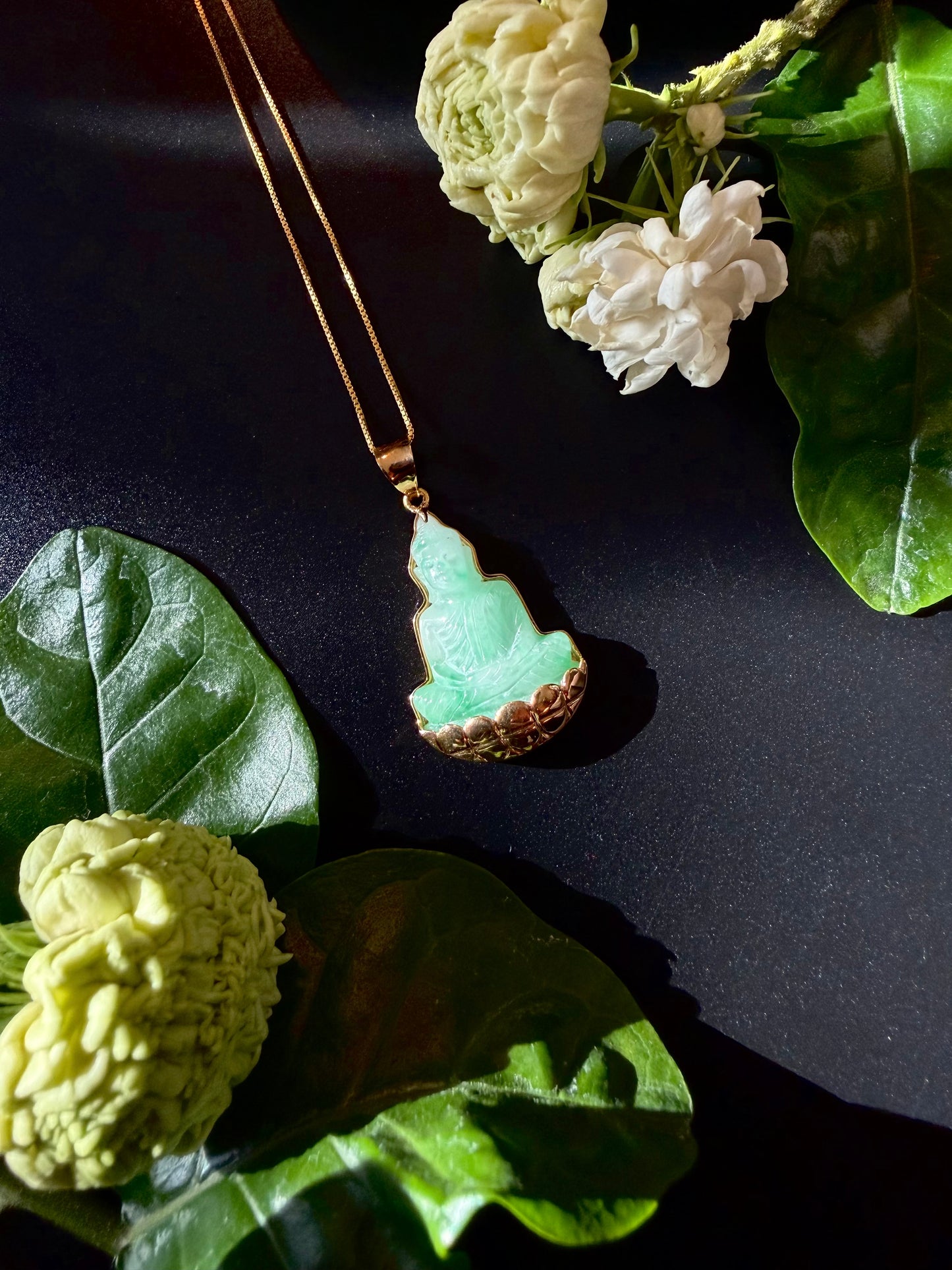 Jade Silhouette Buddha Pendant 10k Gold #931