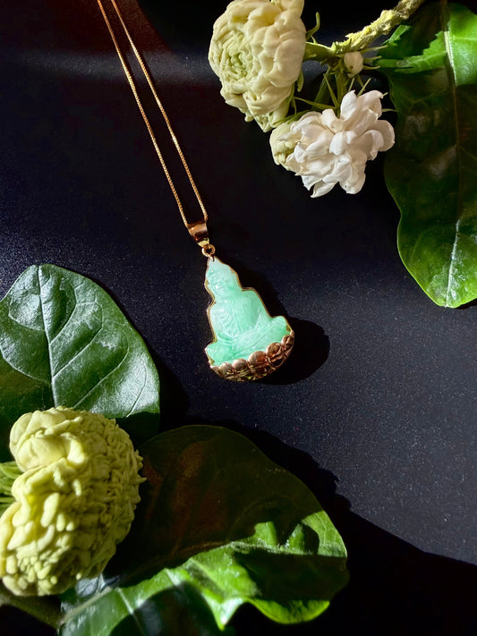 Jade Silhouette Buddha Pendant 10k Gold #931