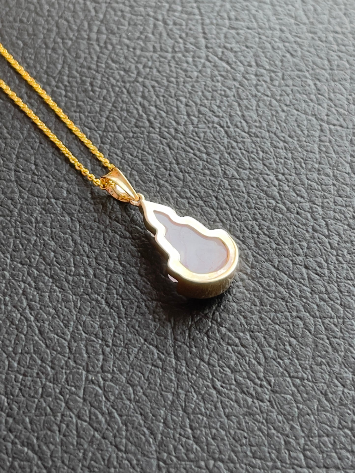 Purple Jade Silhouette Buddha Pendant 10k Gold #903