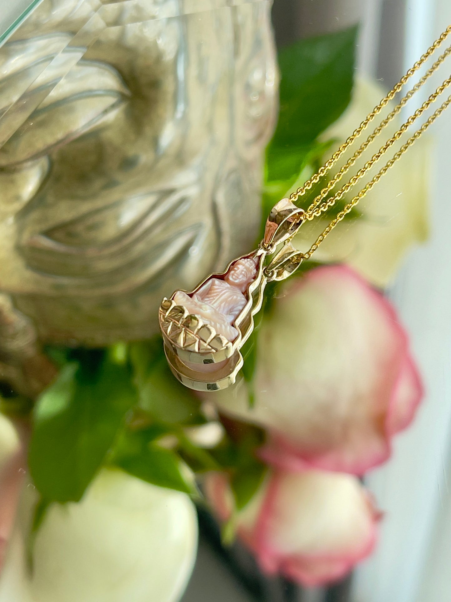 Gold Mother of Pearl Silhouette Buddha Pendant 10k Gold #904