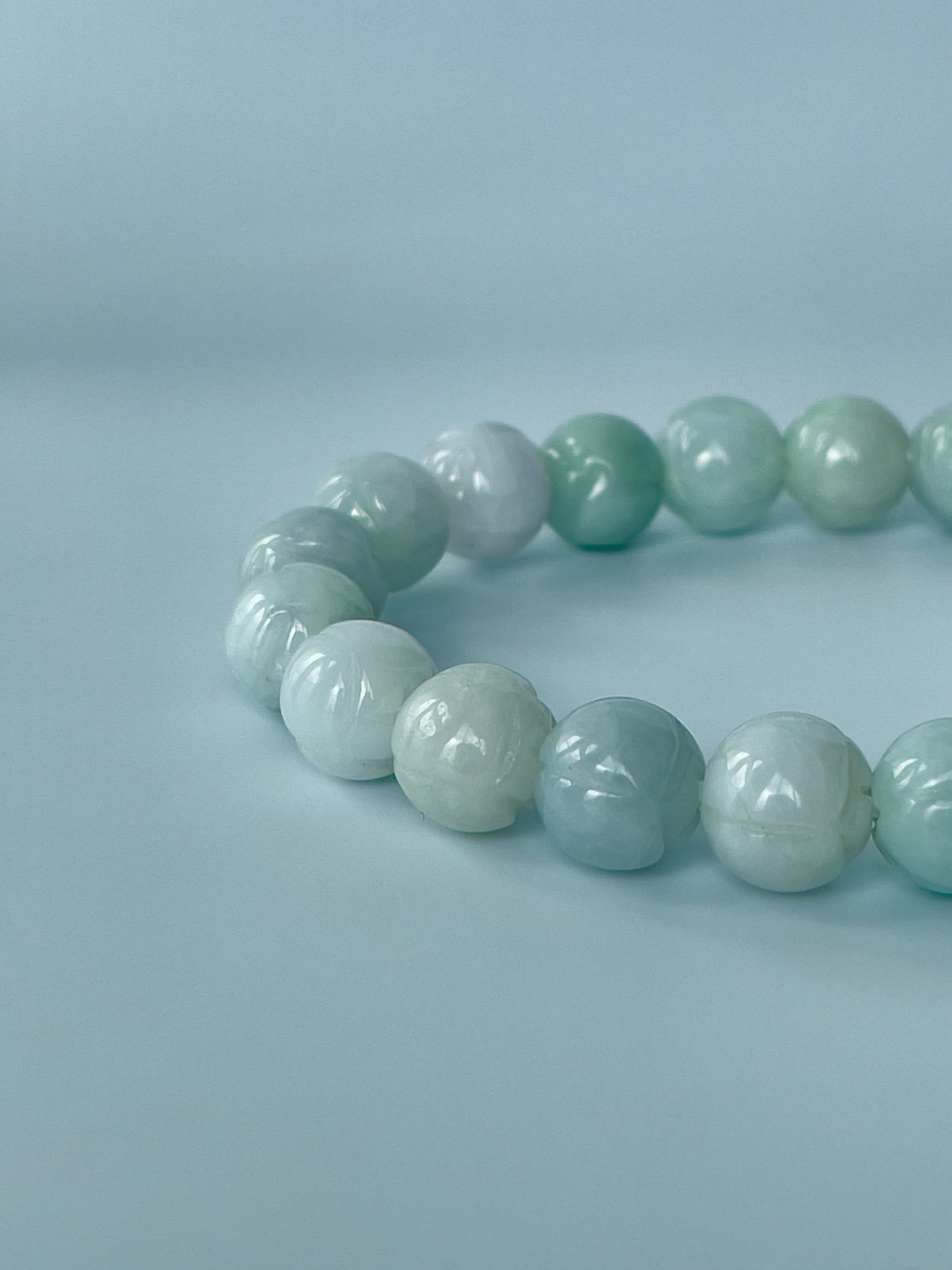 Jade Lotus Small Round Bead Bracelet - 10 mm
