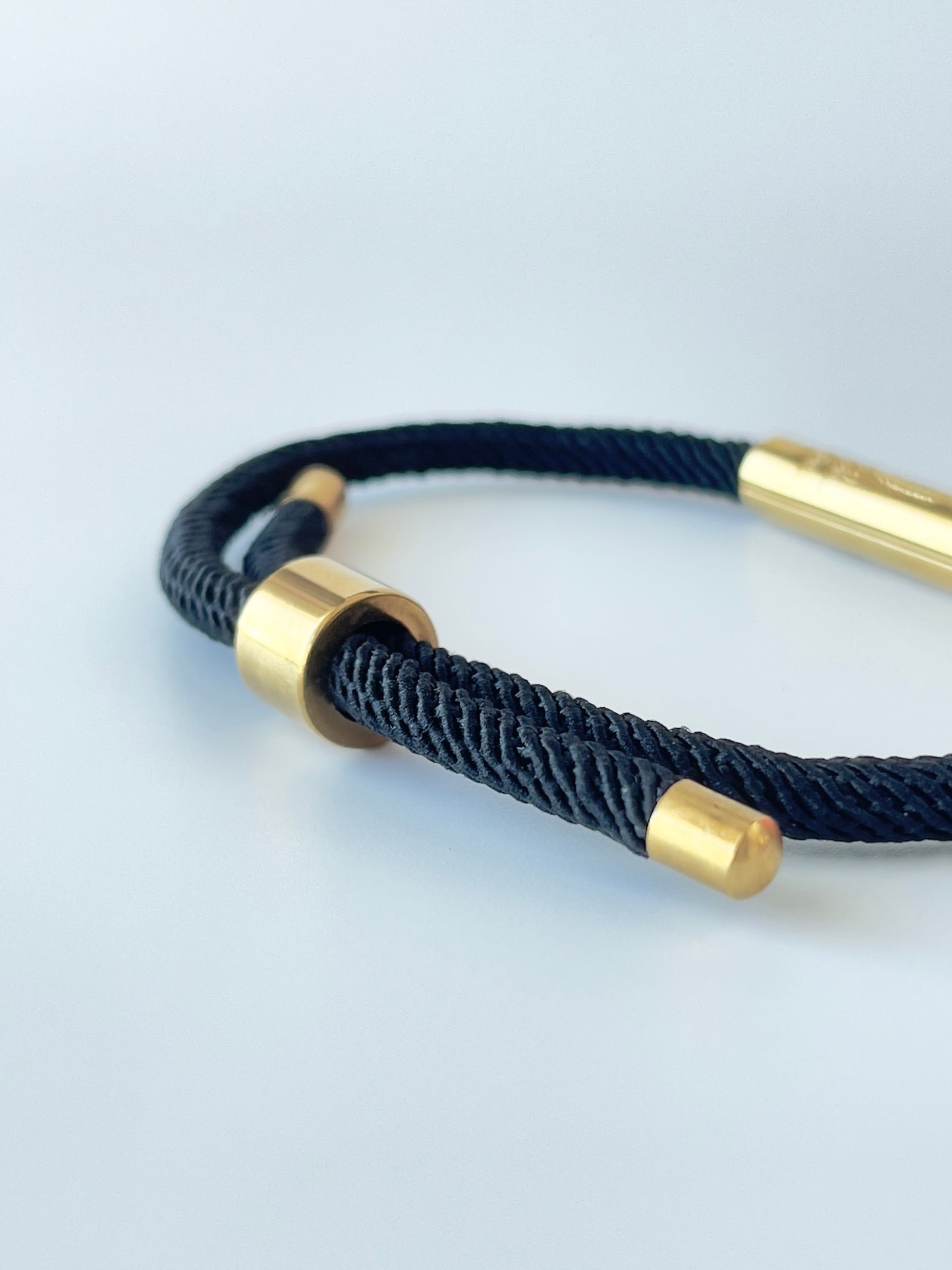 Luxe Sacred Yantra Bracelet - Battambang Black & Gold
