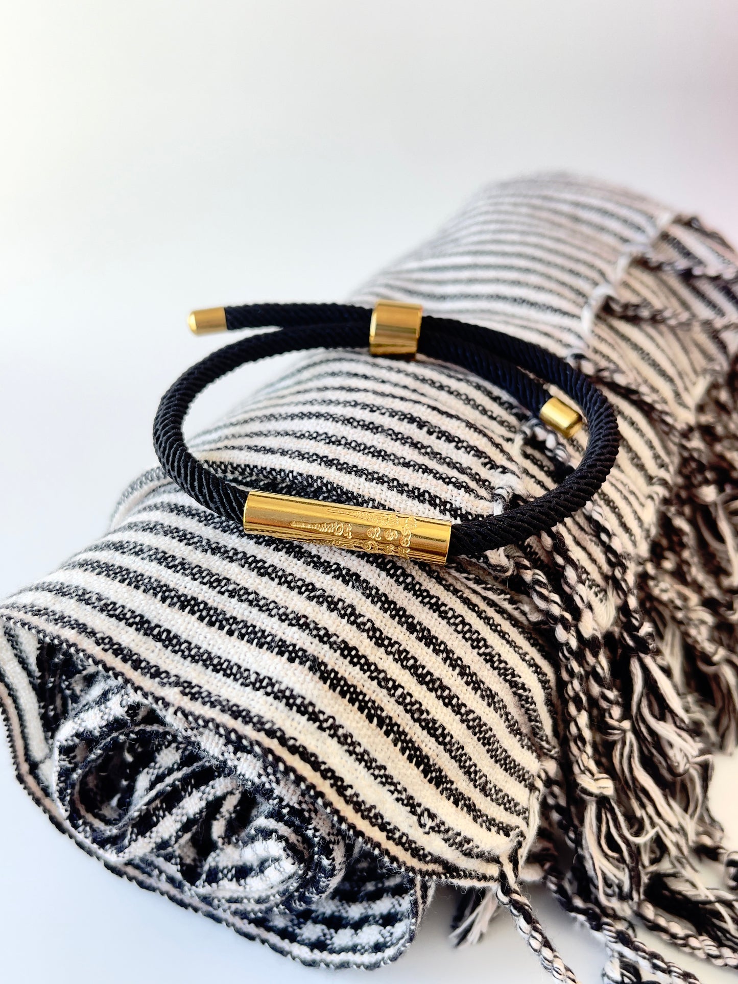 Luxe Sacred Yantra Bracelet - Battambang Black & Gold