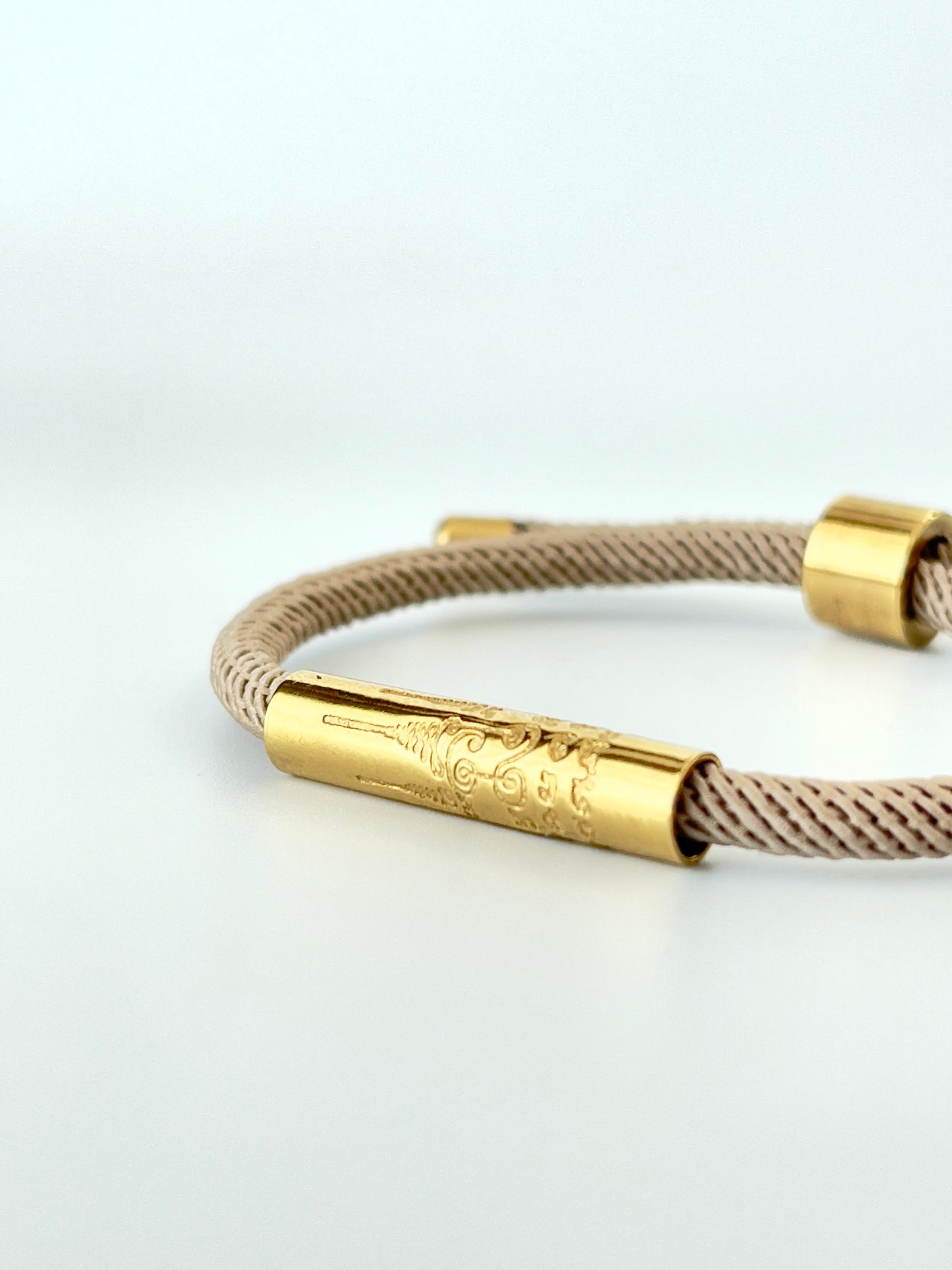 Luxe Sacred Yantra Bracelet - Angkor Sandstone Beige & Gold