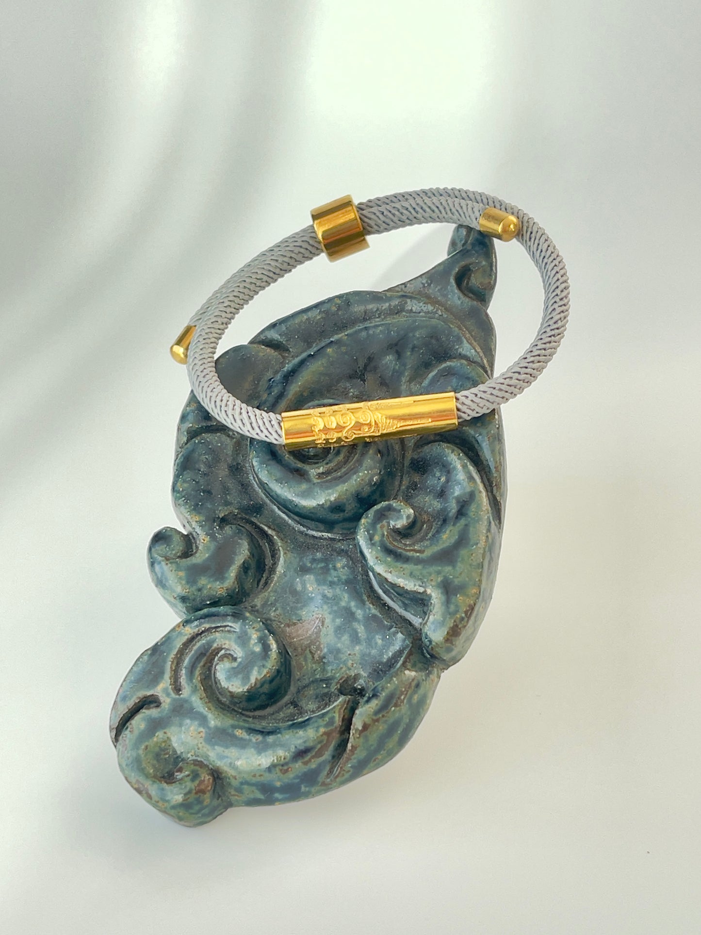 Luxe Sacred Yantra Bracelet - Monsoon Gray