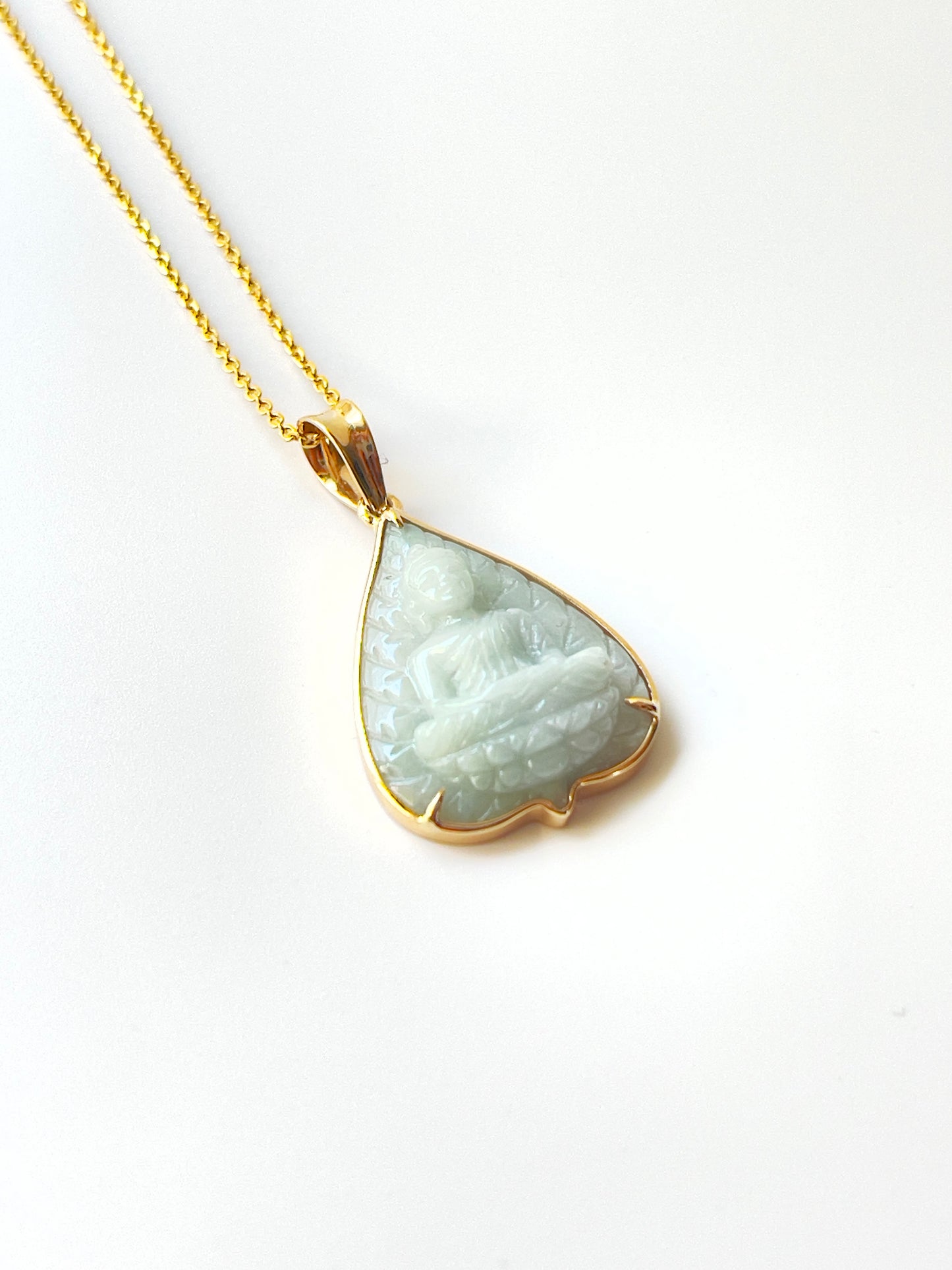 Jade Banyan Leaf Buddha Pendant 18k Gold #860