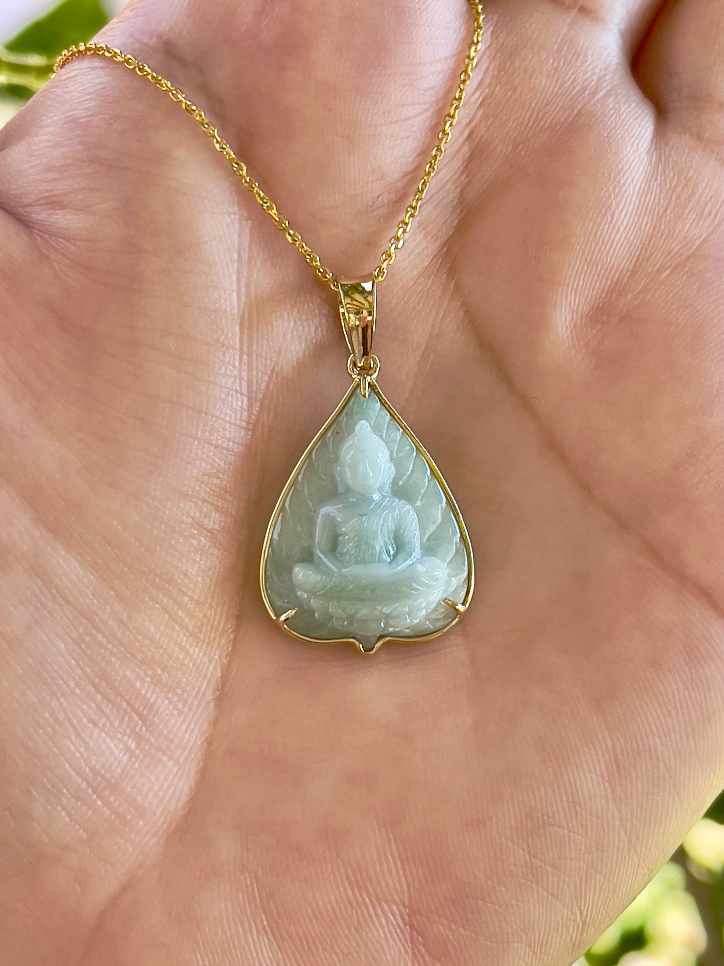Jade Banyan Leaf Buddha Pendant 18k Gold #860