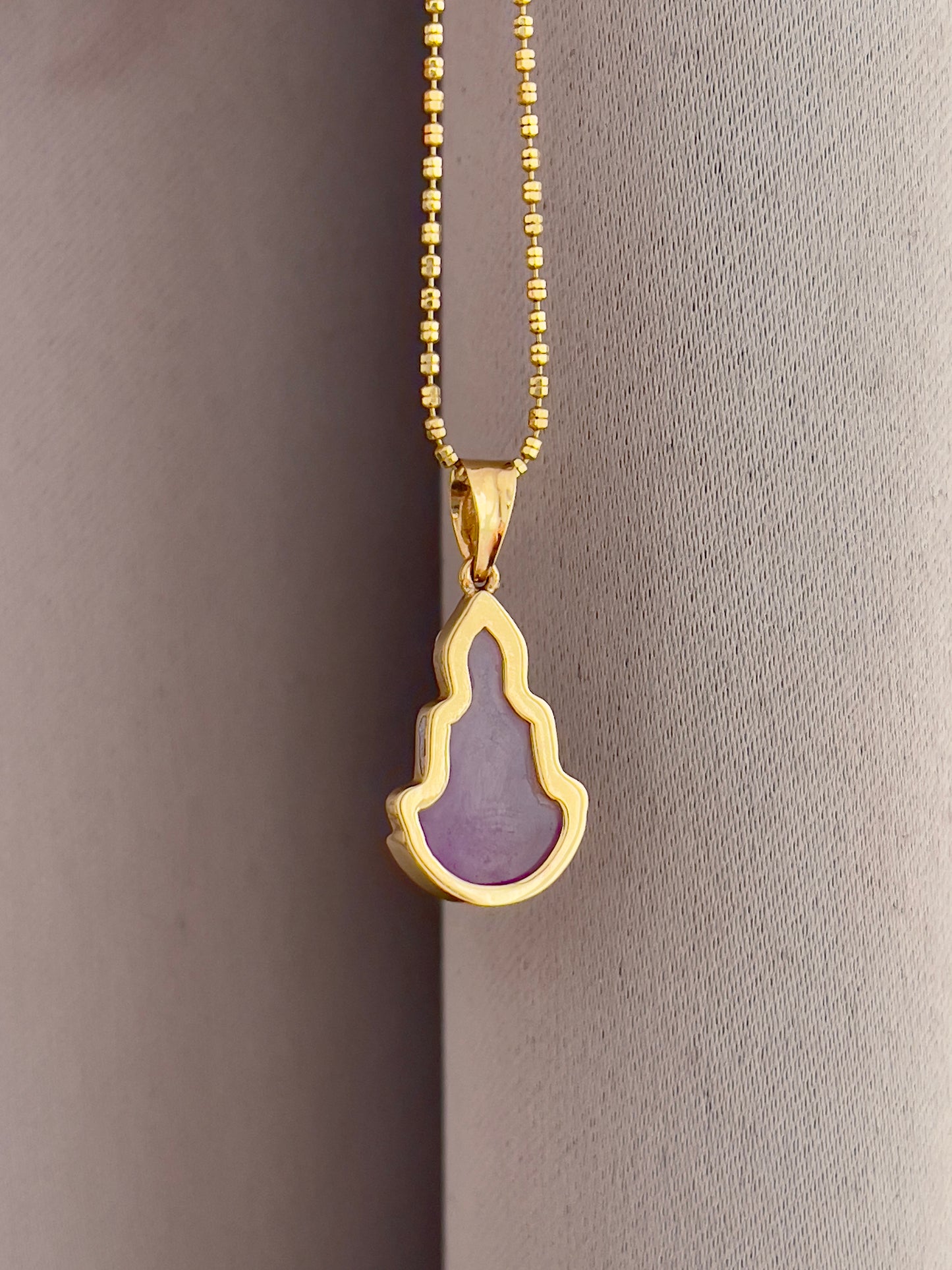 Purple Jade Silhouette Buddha Pendant 10k Gold