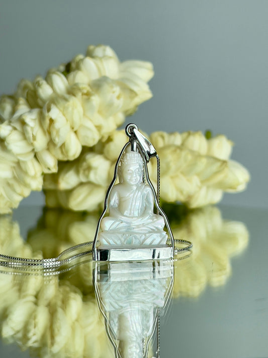 Mother of Pearl Buddha Pendant in Silver #878