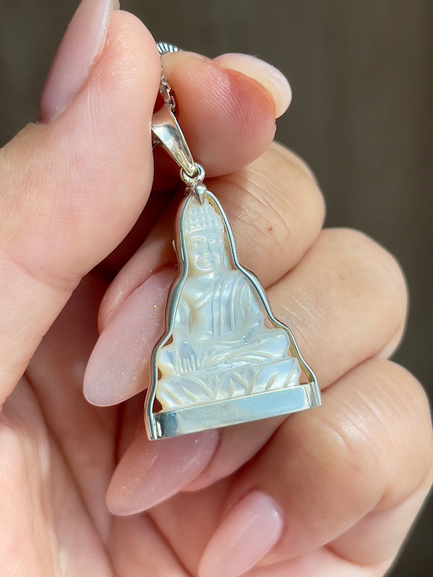Mother of Pearl Buddha Pendant in Silver #885