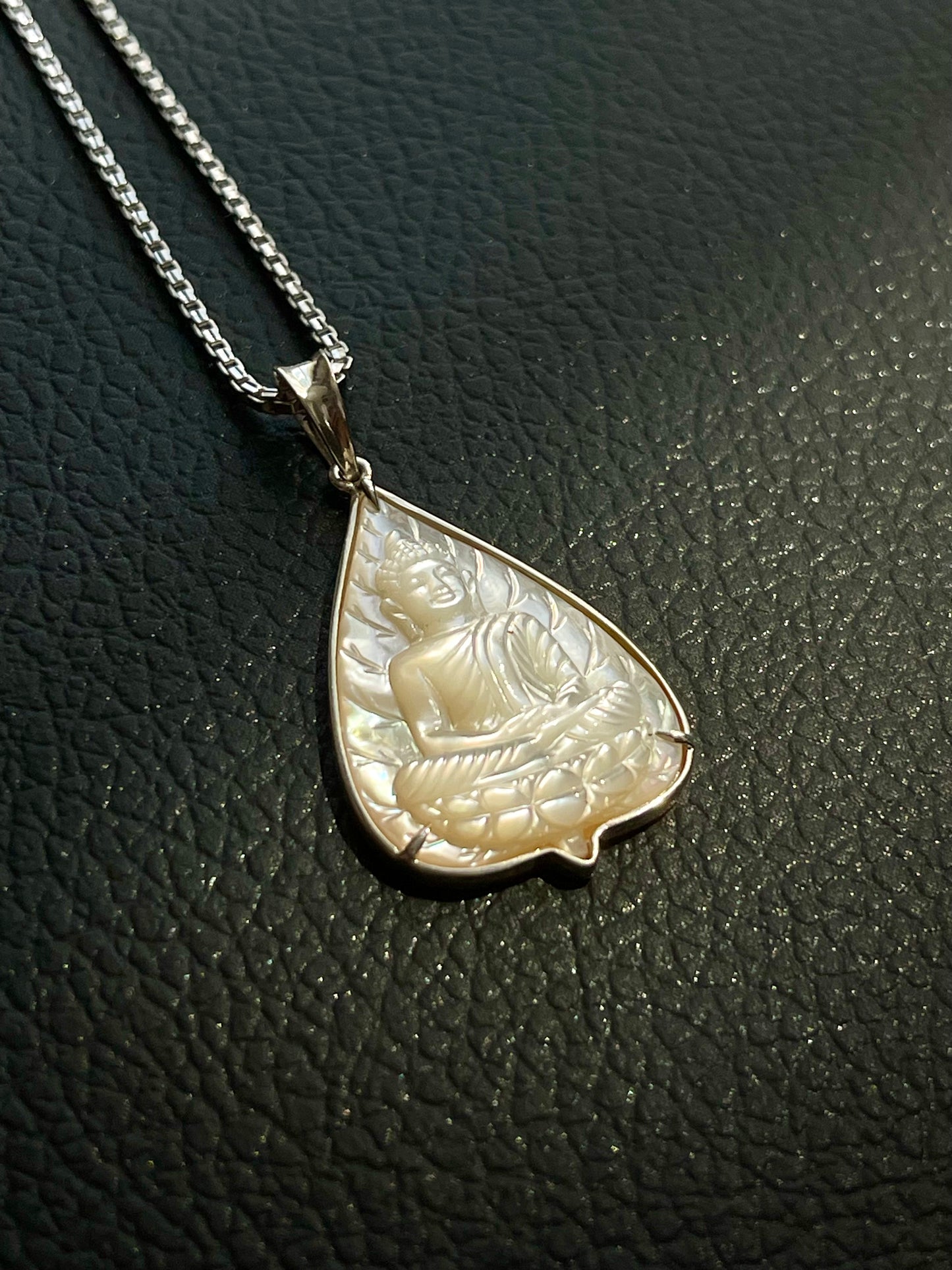 Mother of Pearl Banyan Leaf Buddha in Silver #888